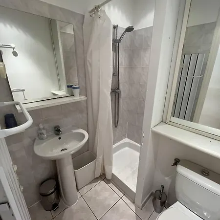 Apartment Croisette - Au Calme Avec Terrasse